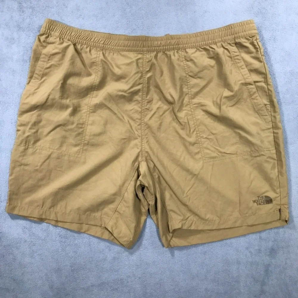 The North Face Shorts Men's 2XL XXL Brown Tan Outdoors Elastic Waist Preppy